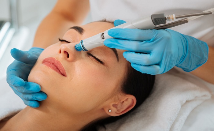 Is HydraFacial Safe Procedure, Benefits and Side Effects